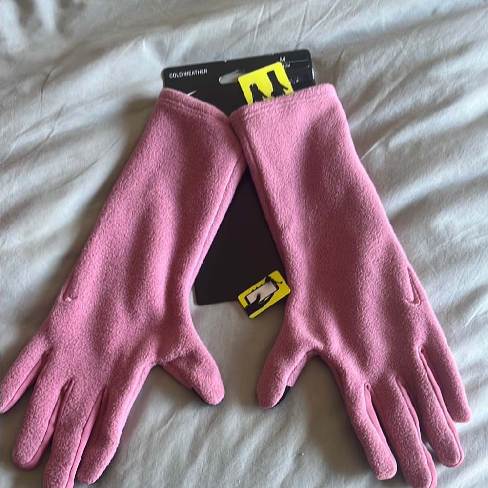 Nike Women's Pink Fleece Gloves